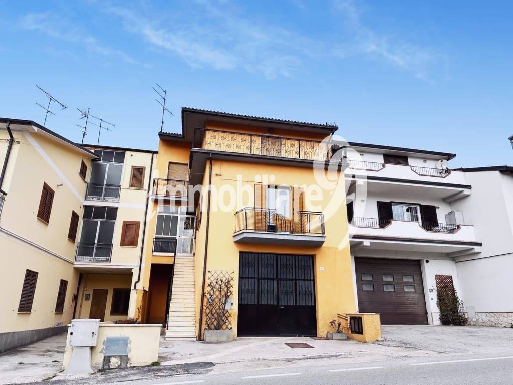 Appartamento a L'aquila in Strada Statale del Gran Sasso d'Italia, 5 - Foto 2
