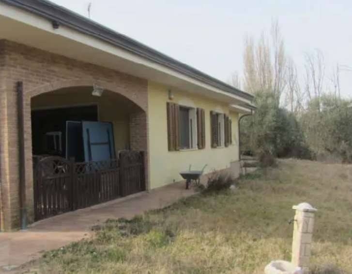 Villa a Tavullia in Strada Pantano - Foto 2