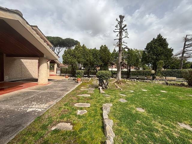 Villa a Sabaudia in Via Armellini, 25 - Foto 3