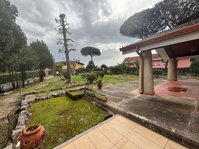 Villa a Sabaudia in Via Armellini, 25 - Foto 5