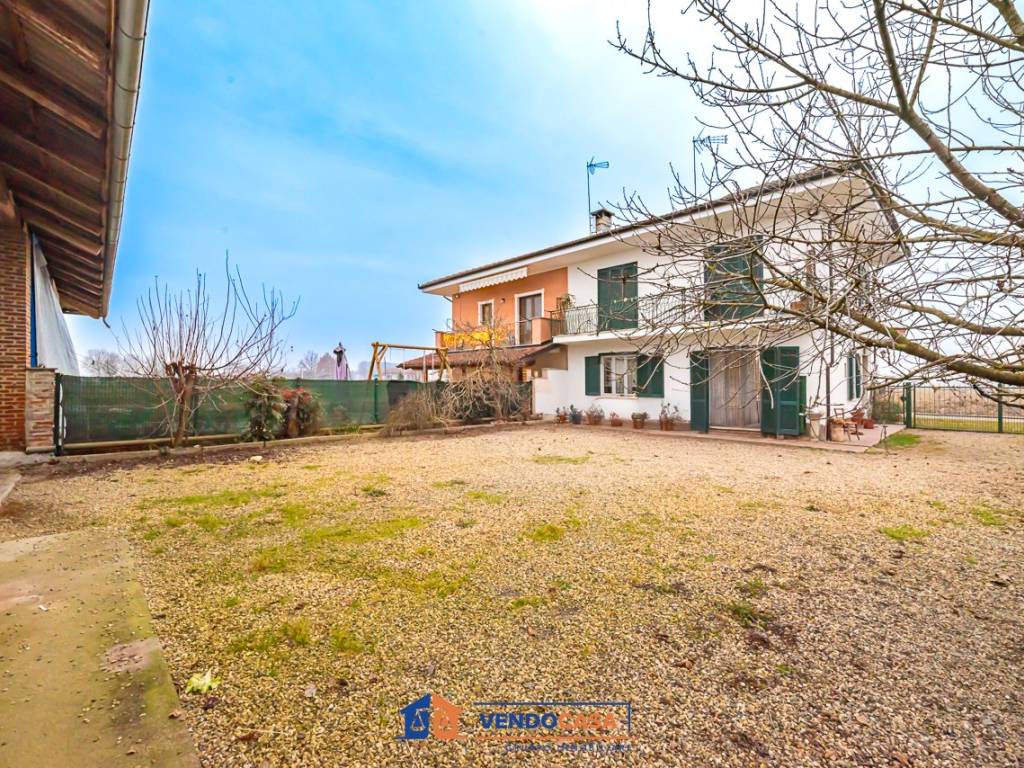 Villa a Cardè in Via Revello, 1 - Foto 2
