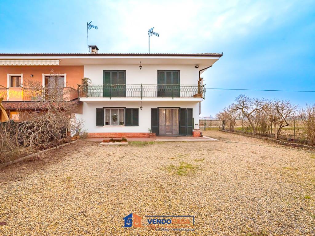 Villa a Cardè in Via Revello, 1 - Foto 3