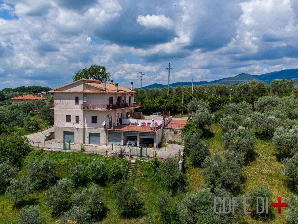 Appartamento a Poggio nativo in Via Colle - Foto 3