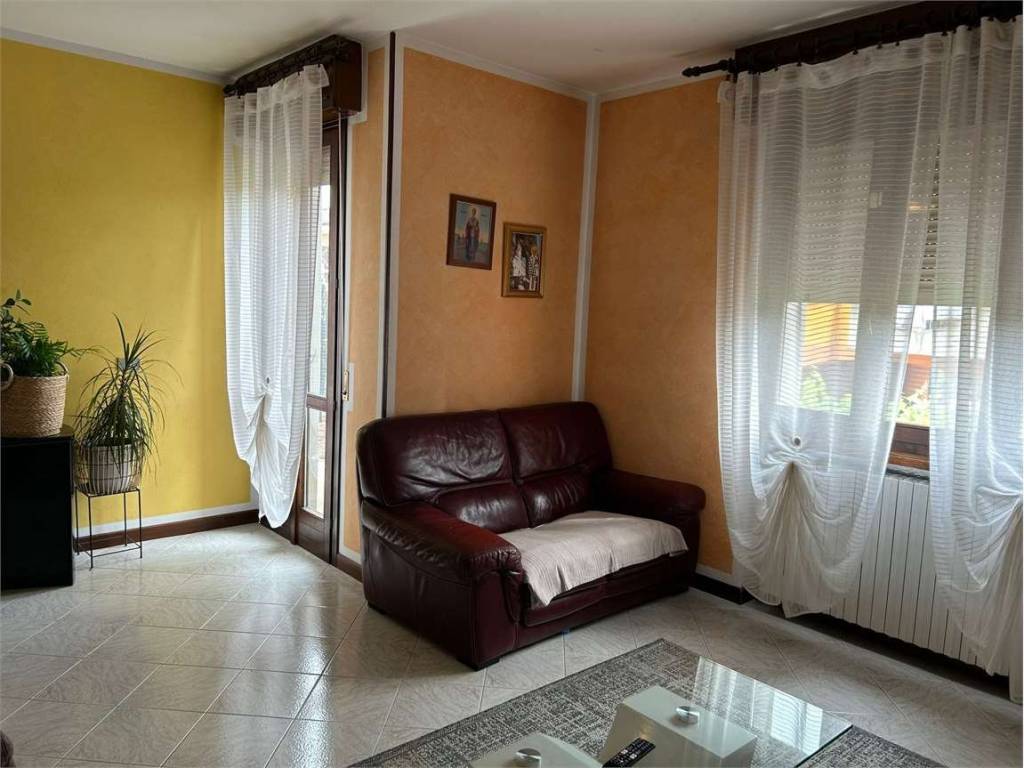 Villa a Goito in Strada Statale Goitese, 299 - Foto 4