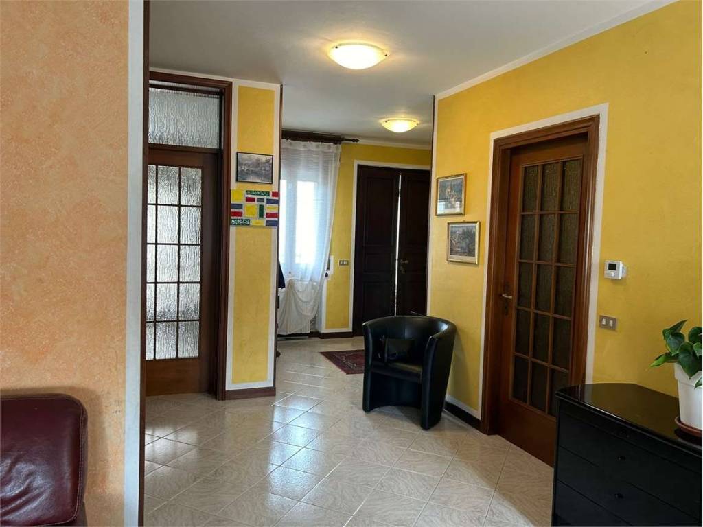 Villa a Goito in Strada Statale Goitese, 299 - Foto 5