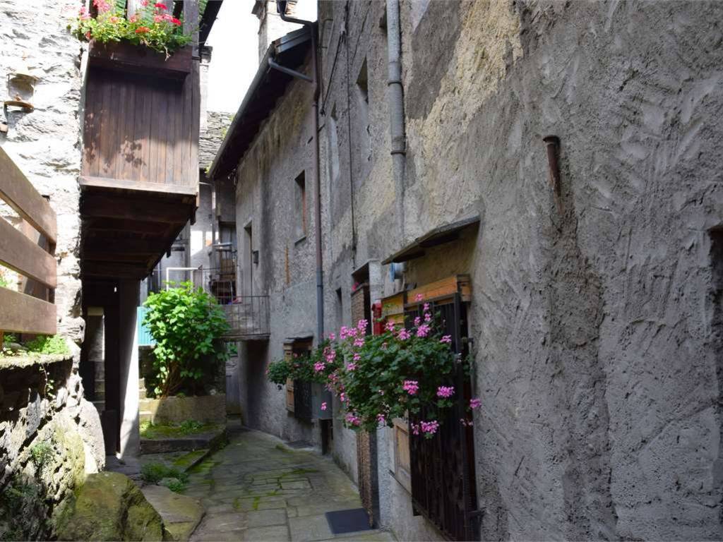 Casa indipendente a Bannio anzino in via Barzona, 6 - Foto 2