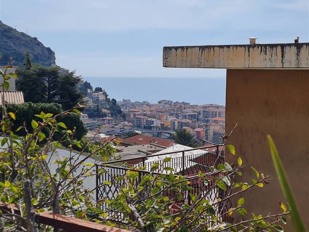 Appartamento a Ventimiglia in via Bandette - Foto 3