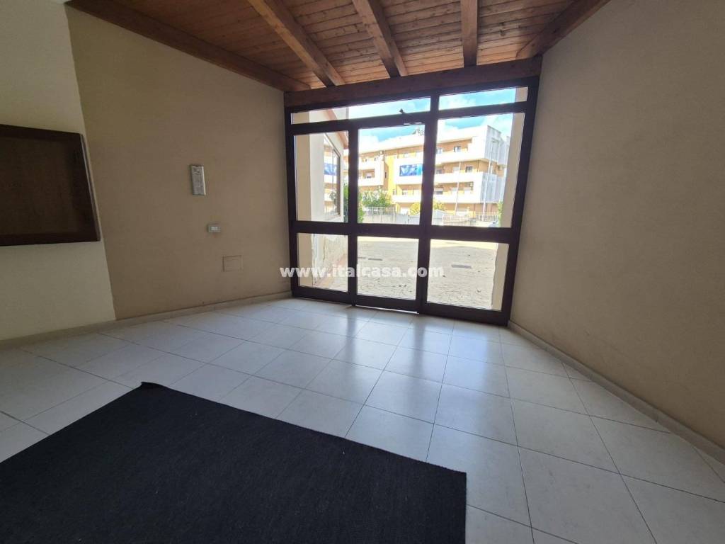 Appartamento a Crotone in via olanda - Foto 2
