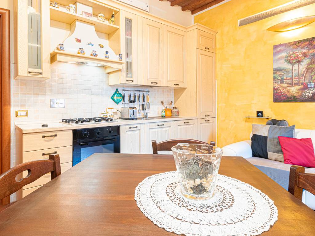 Appartamento a Carmignano in Piazza Cesare Battisti - Foto 3