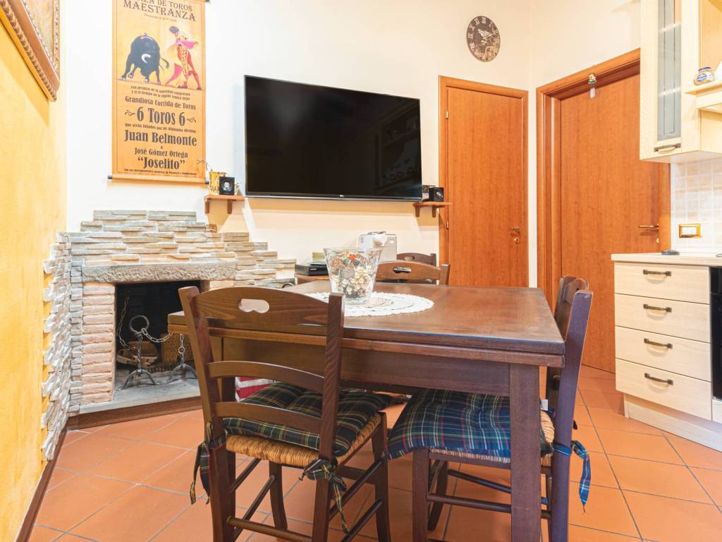 Appartamento a Carmignano in Piazza Cesare Battisti - Foto 5