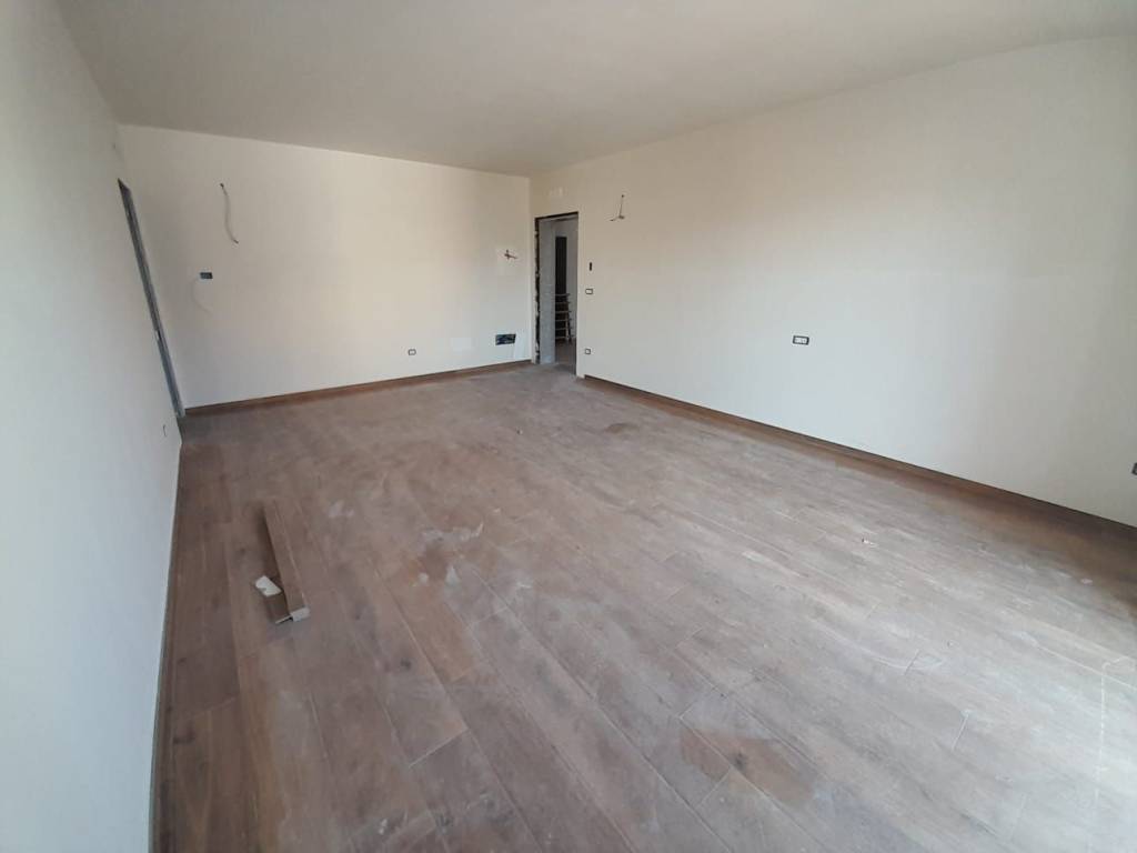Appartamento a Castellaneta in Via Sacro Cuore - Foto 2
