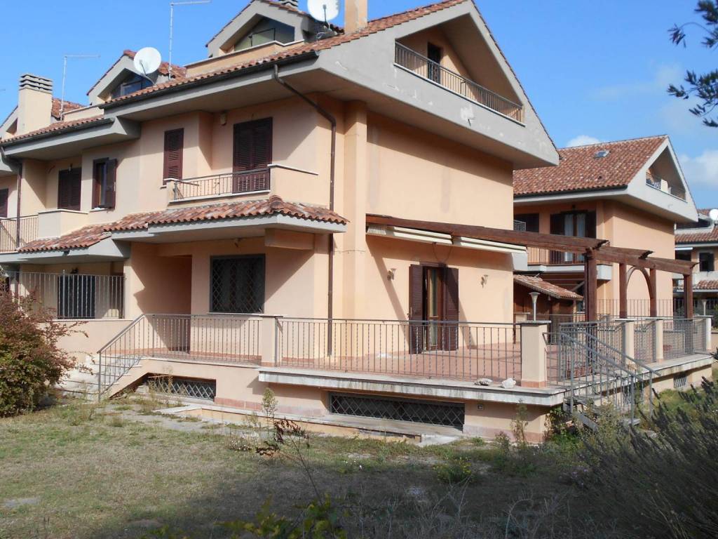 Villetta a schiera a Rocca di papa in Via delle Barozze - Foto 5