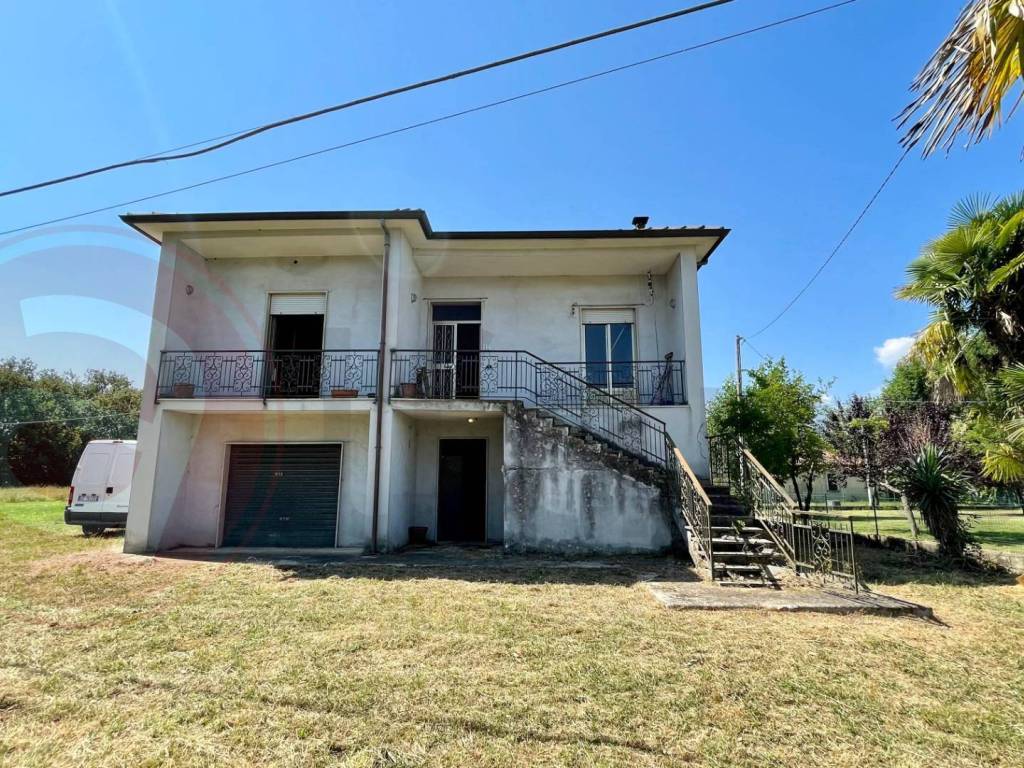Casa indipendente a Ceprano in Via Guardaluna, 12 - Foto 2