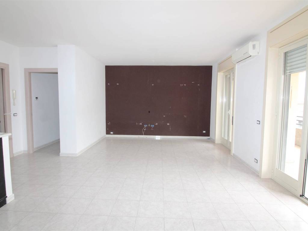 Appartamento a Lentini in VIA TERRACINA - Foto 2