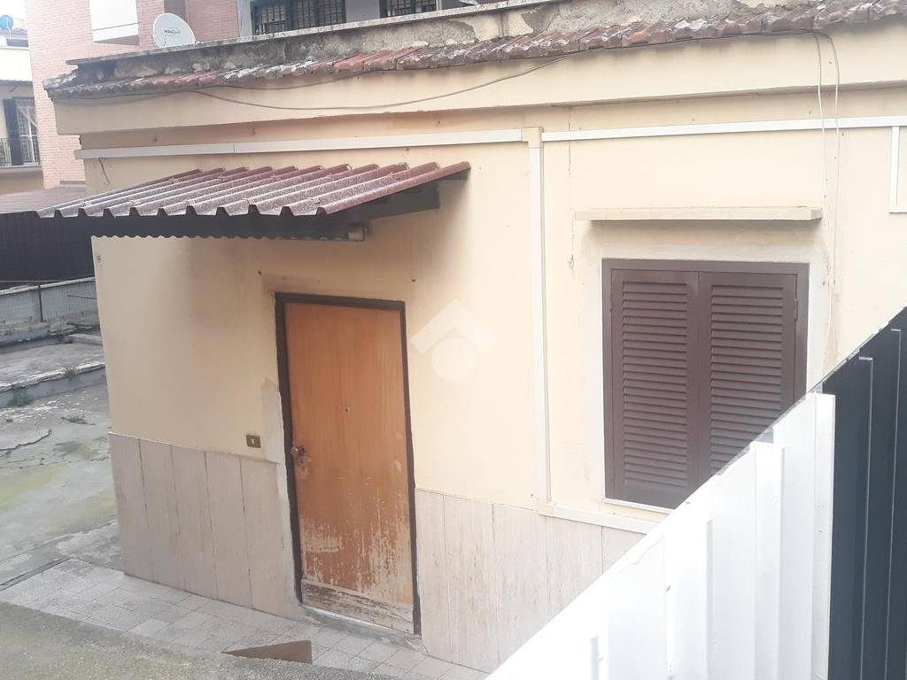 Appartamento a Roma in Via Giuseppe Macchi, 39 - Foto 2