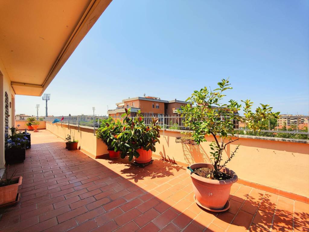 Appartamento a Pisa in Via Giovanni Pisano - Foto 4