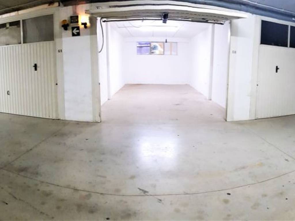 Box / garage a Albenga in Via Dalmazia, 42 - Foto 2