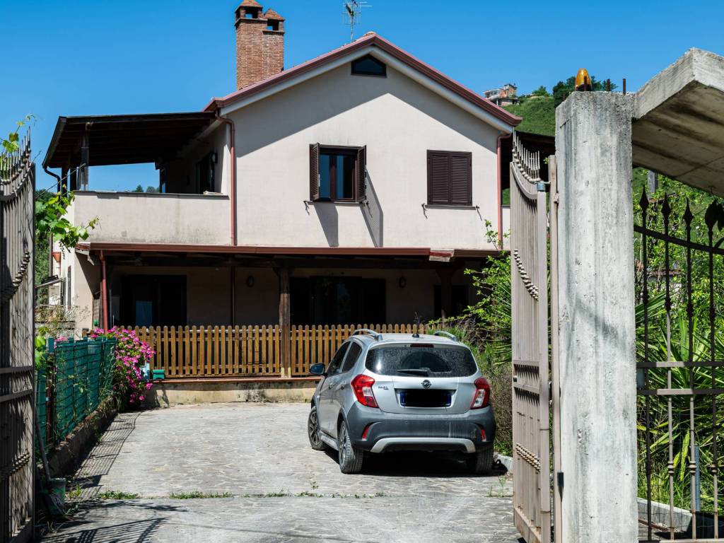 Villa a Salerno in Via Altimari, 21 - Foto 3