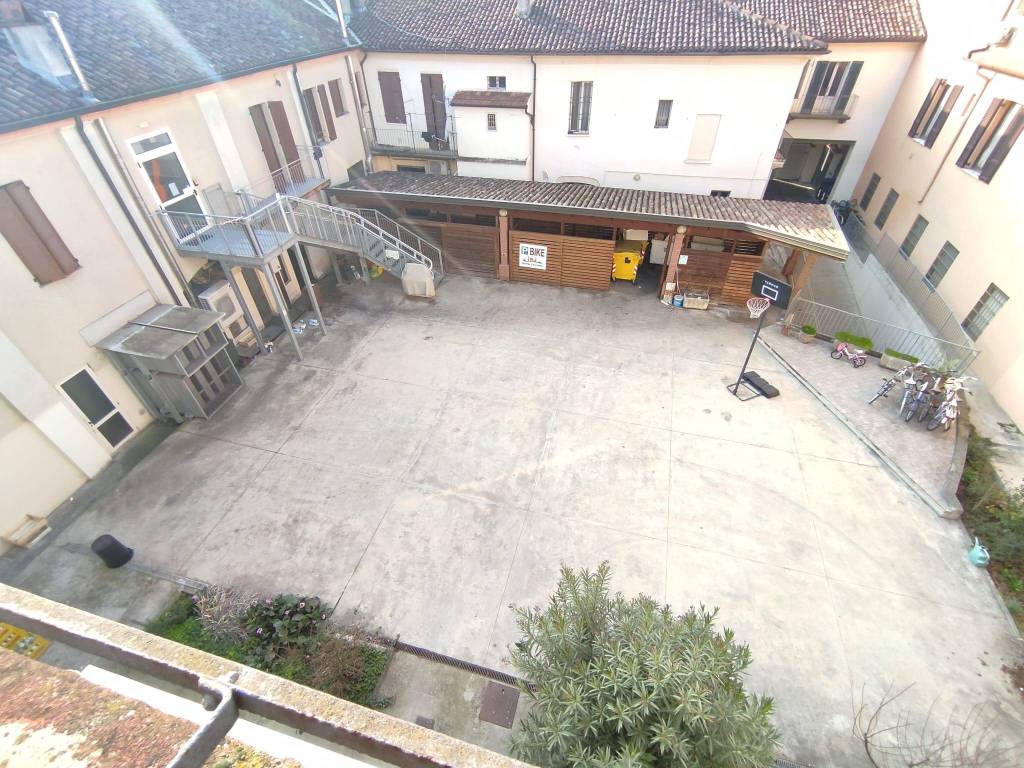 Appartamento a Cremona in Via Ferrabò, 4 - Foto 2