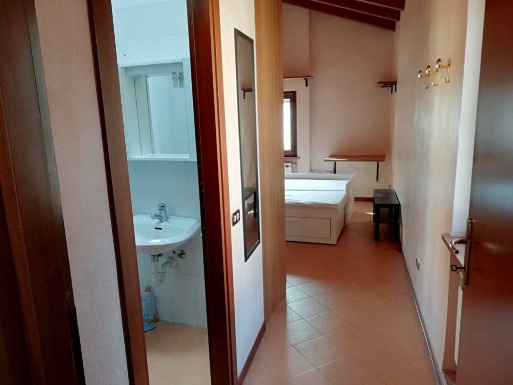 Appartamento a Parma in Strada Massimo d'Azeglio - Foto 3