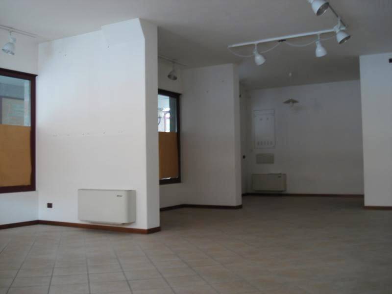 Immobile a Monfalcone in Via Giuseppe Garibaldi, 64 - Foto 3