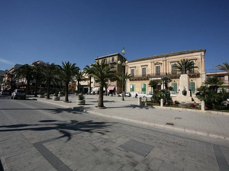Casa indipendente a Pozzallo in Via Giulio Cesare, 12 - Foto 3