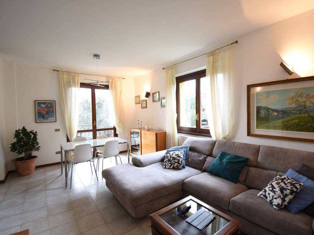 Appartamento a Sirtori in Via Arnigò - Foto 3