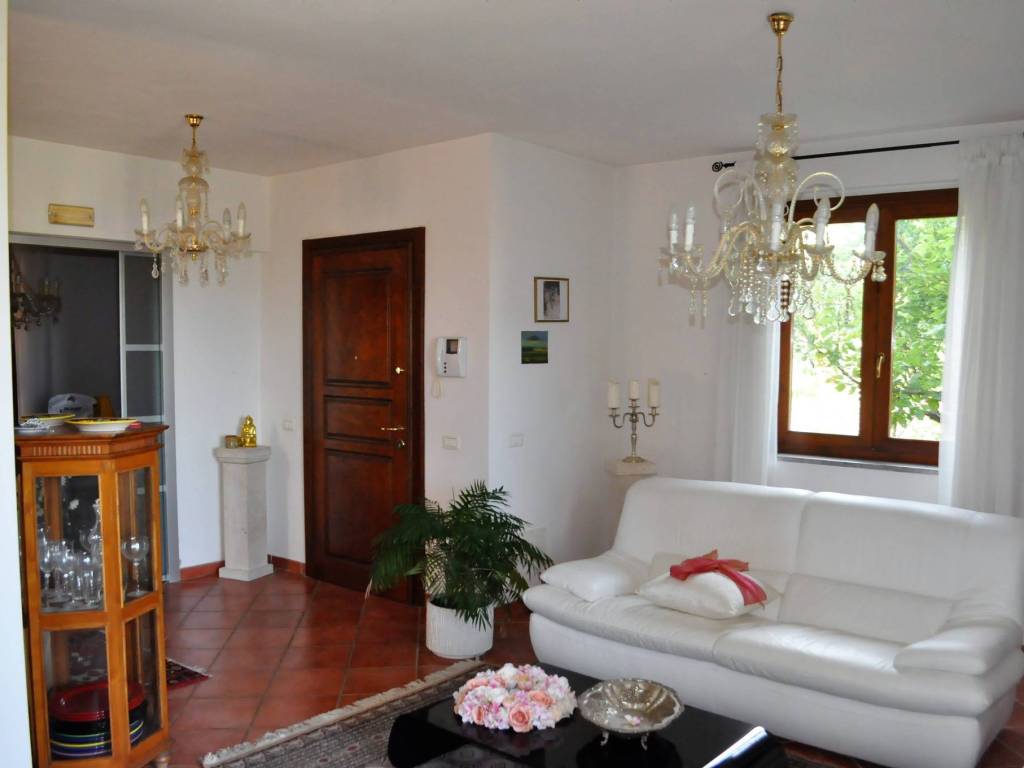 Villa a Castiglione del lago in Località Guidonami, 21 - Foto 5