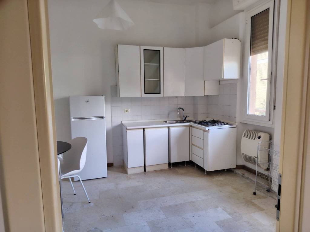 Appartamento a Ancona in Via Gastone e Roberto Novelli - Foto 3