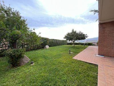 Villa a Stalettì in Villaggio Serra di Mare - Foto 4