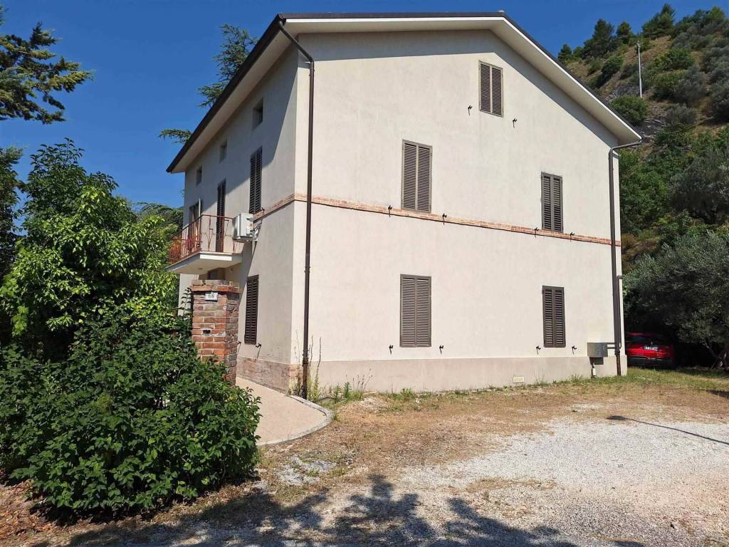 Casa indipendente a San severino marche - Foto 3