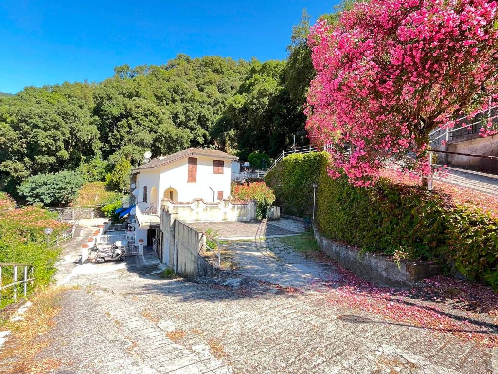 Appartamento a Deiva marina in Salita della Resistenza, 17 - Foto 2