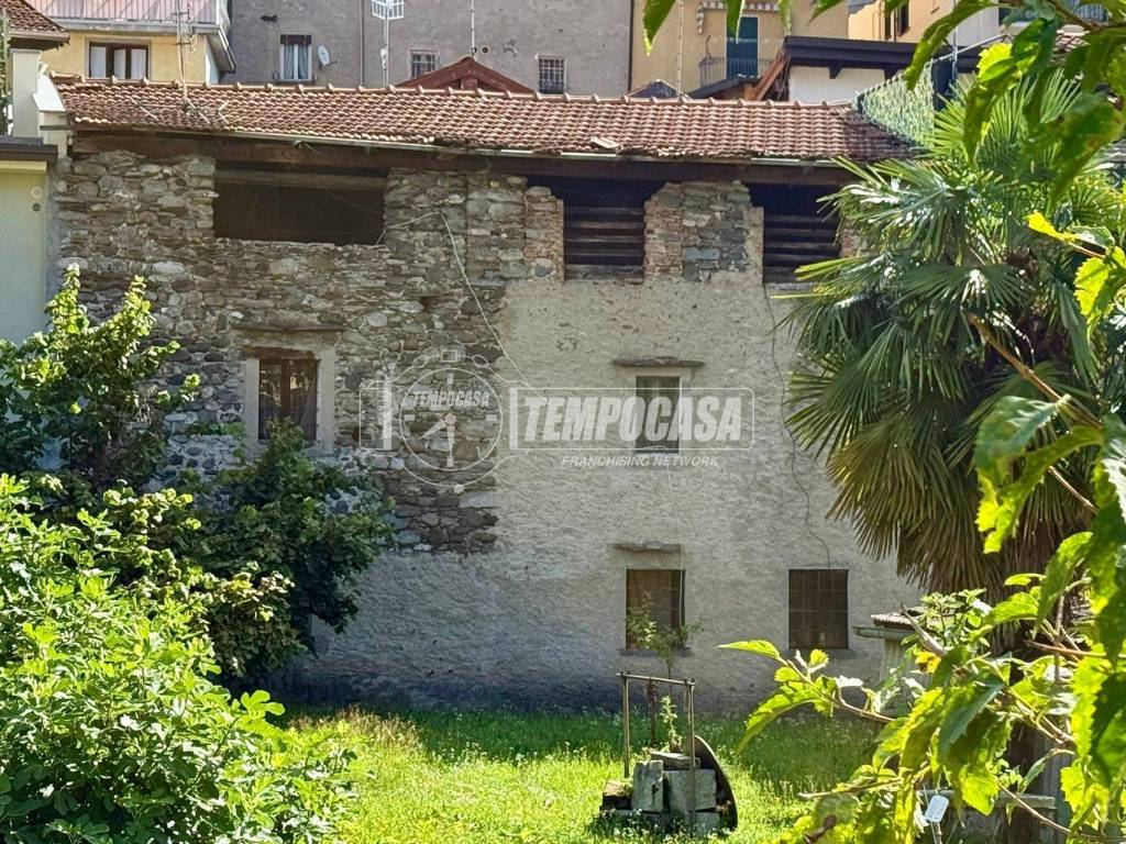 Casa indipendente a Verbania in Via Verbanella, 2 - Foto 2