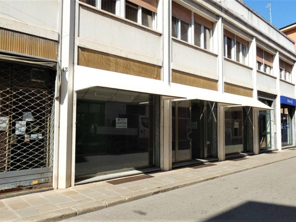 Immobile a Ferrara in Via Borgo dei Leoni, 17 - Foto 3
