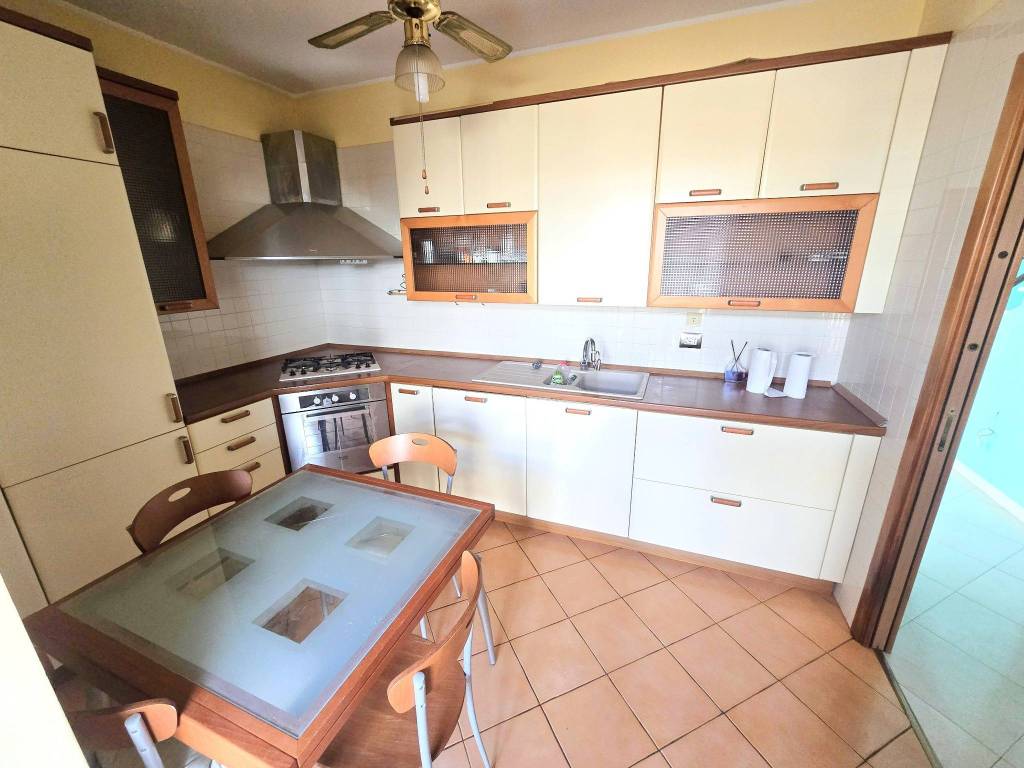 Villa a Casamassima in Via Bartolomeo Frisini - Foto 5
