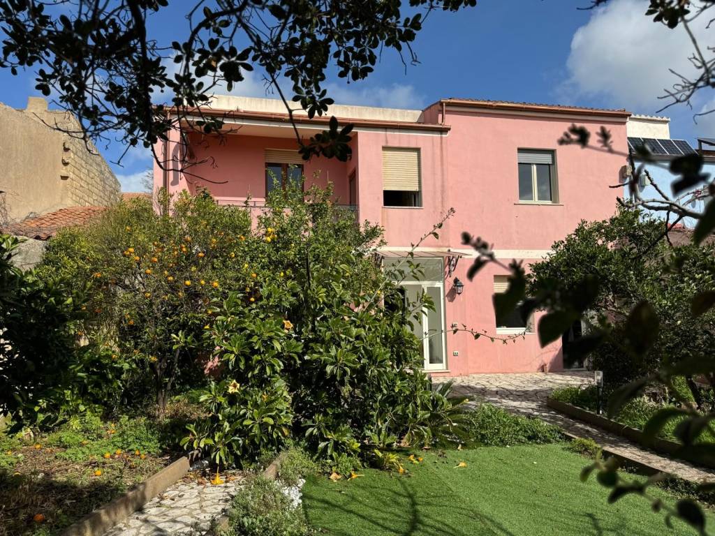 Villetta a schiera a Tresnuraghes in Via Cesare Battisti - Foto 2