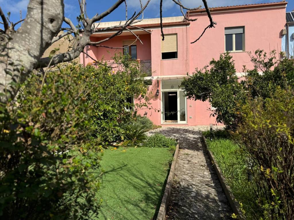 Villetta a schiera a Tresnuraghes in Via Cesare Battisti - Foto 3