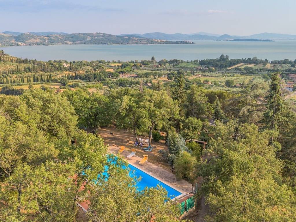 Villa a Passignano sul trasimeno in Via delle Masse - Foto 3