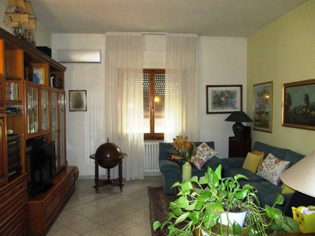 Villa a Montevarchi in Via Ammiraglio Burzagli - Foto 4