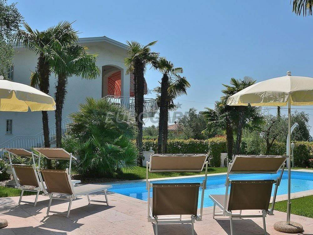 Villa a Bardolino in Via della Pergola - Foto 2