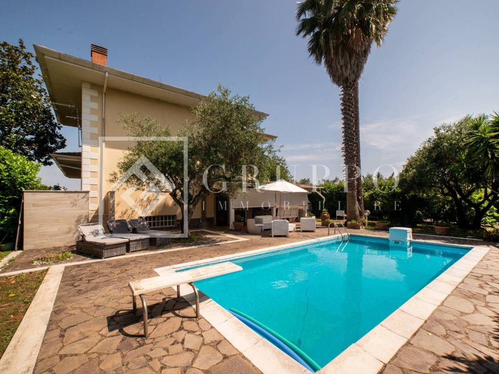 Villa a Cisterna di latina in Via Collina dei Pini, 22 - Foto 2