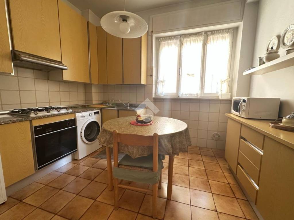 Appartamento a Verona in Via mercantini, 6 - Foto 3