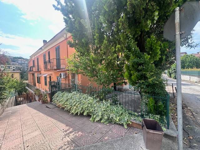 Villa a Alatri in Via Martiri Ungheresi - Foto 3