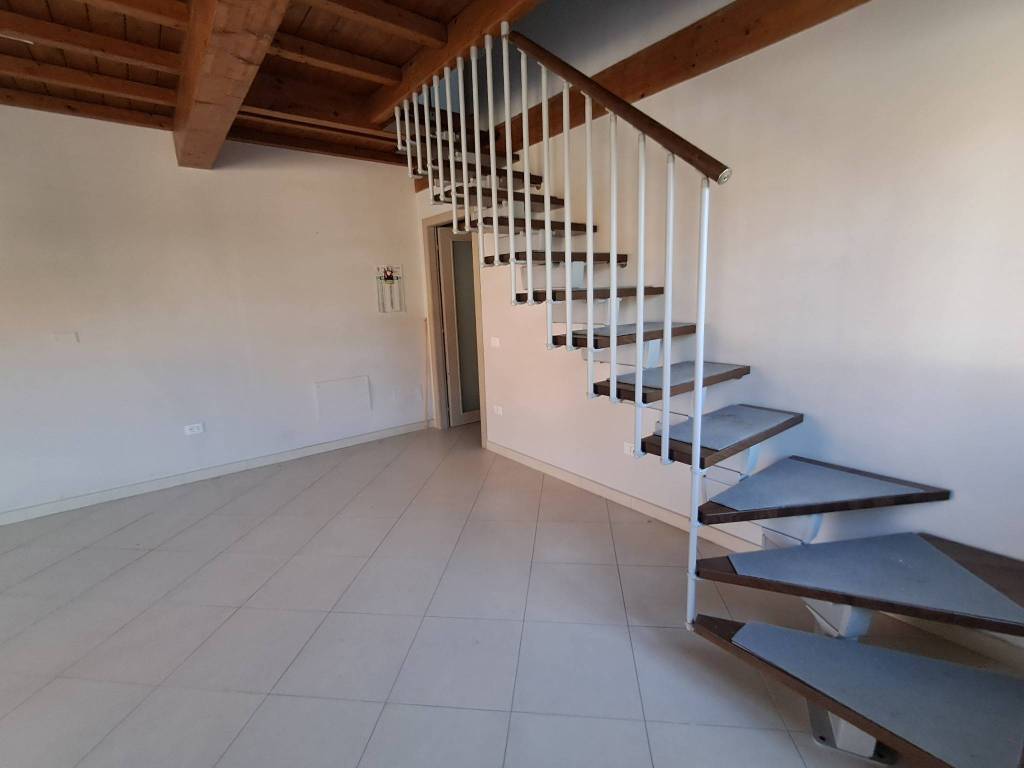 Casa indipendente a Ponsacco in Via Enrico Fermi, 83 - Foto 2