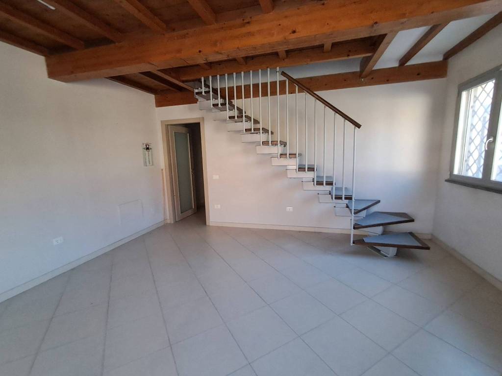 Casa indipendente a Ponsacco in Via Enrico Fermi, 83 - Foto 3