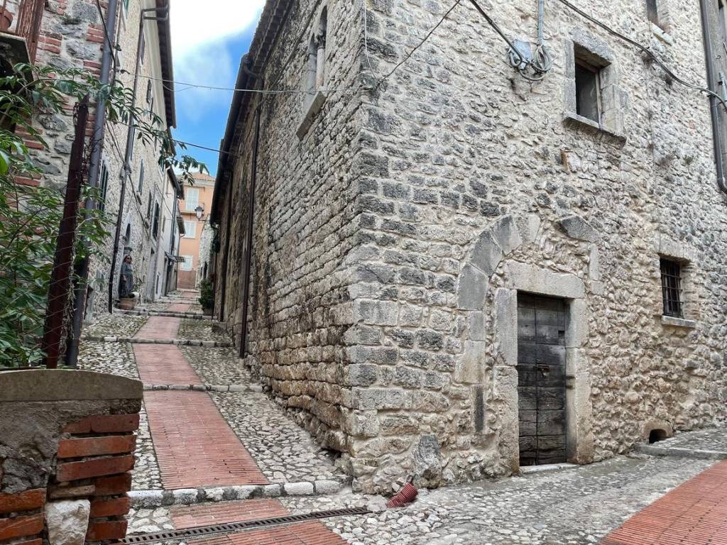 Casa indipendente a Veroli in Via Tor di Lotte, 17 - Foto 2