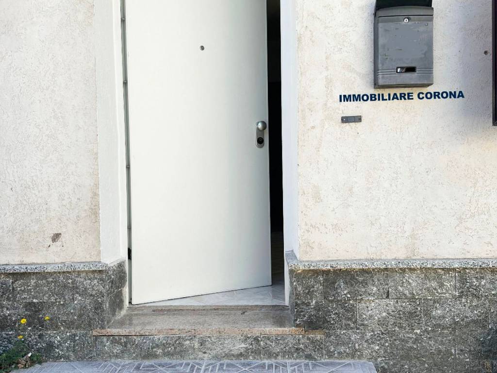 Appartamento a Terracina in Via Filippo Brunelleschi, 12 - Foto 2