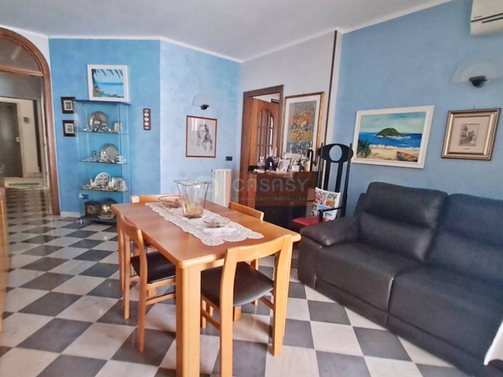 Appartamento a Albenga in Via Alcide De Gasperi - Foto 3