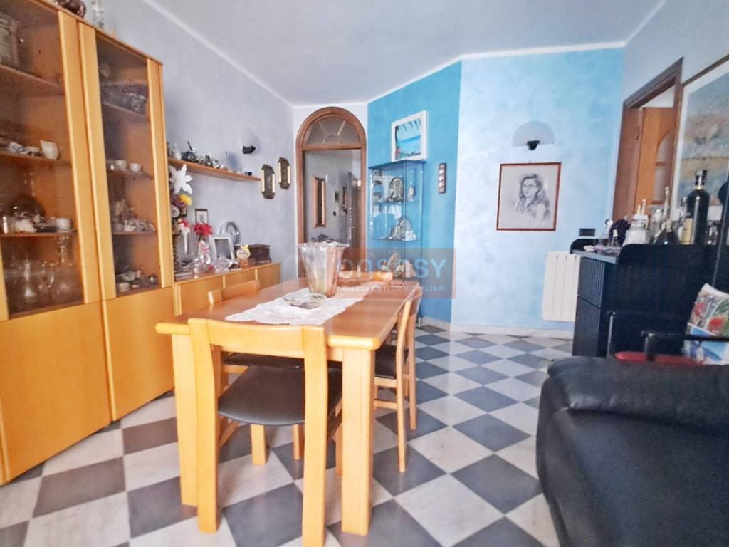 Appartamento a Albenga in Via Alcide De Gasperi - Foto 4
