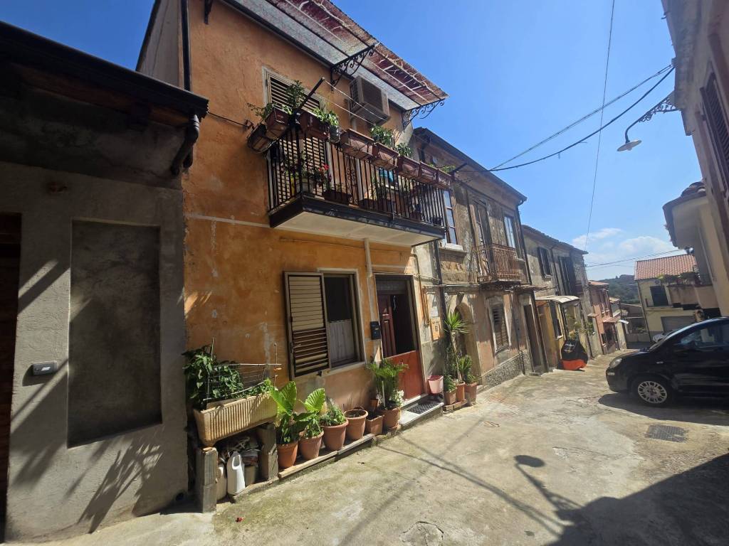Casa indipendente a Vibo valentia in Borgo San Sebastiano - Foto 4